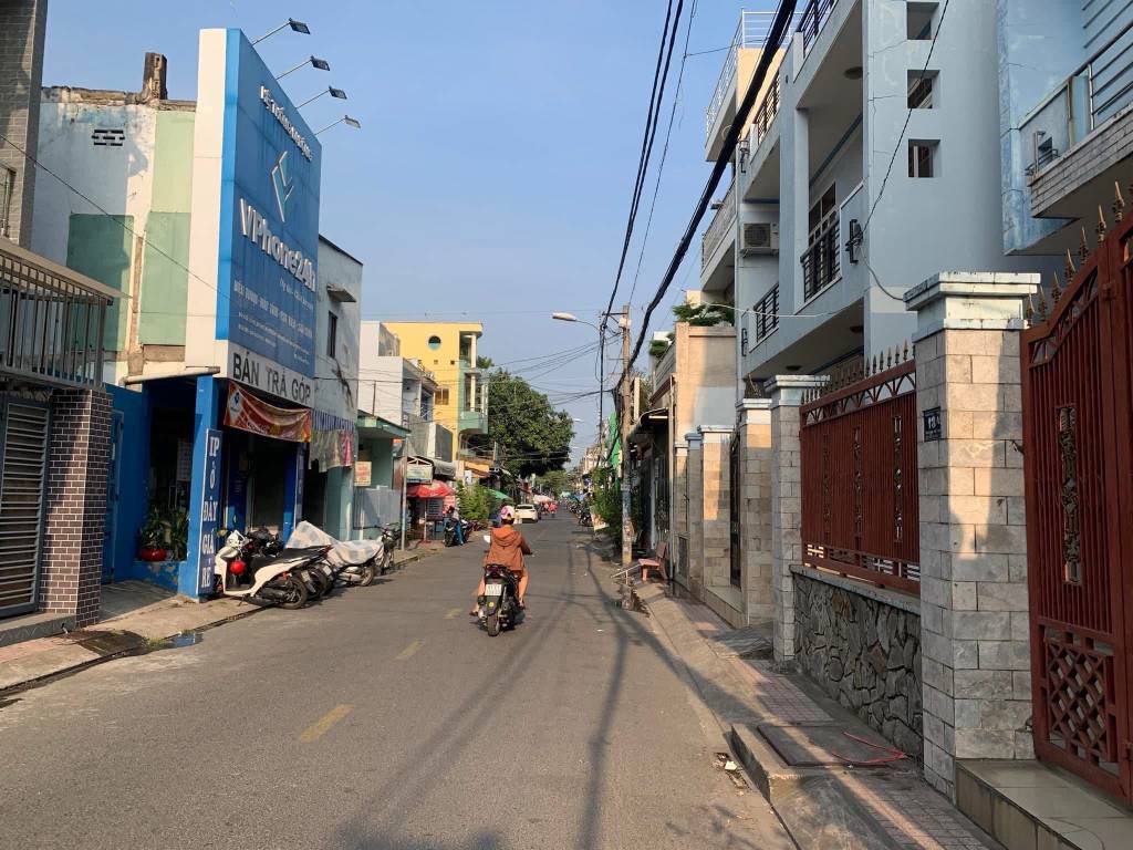 BÁN NỀN ĐẤT ĐƯỜNG 144 TÂN PHÚ, THỦ ĐỨC, MẶT TIỀN CHỢ, CẠNH SUỐI TIÊN, 67M2 GIÁ 6,3 TỶ